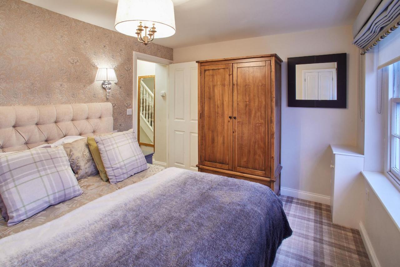 Host & Stay - Spyglass 1708 Whitby Exteriér fotografie
